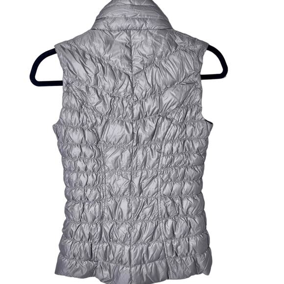 Athleta Downalicious Down Filled Puffer Vest Taupe Sz XXS - Picture 4 of 6